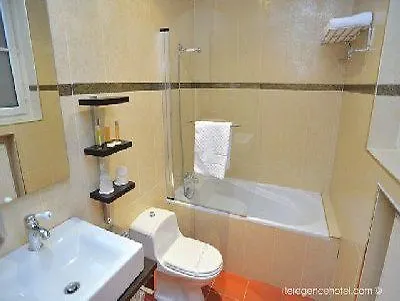 Hotel Regence Parijs 3*,